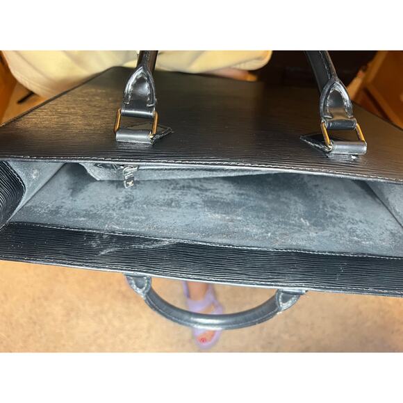 LOUIS VUITTON Epi Sac Plat - Picture 14 of 16